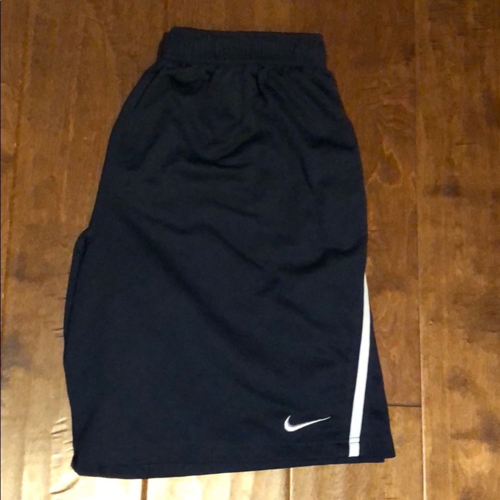 Men’s Nike Basketball Shorts in navy blue - Picture 5 of 8